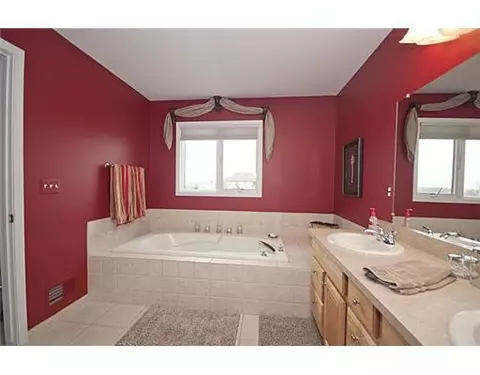 460 Derby Ct, Saline, MI 48176 photo 16