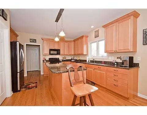 460 Derby Ct, Saline, MI 48176 photo 9