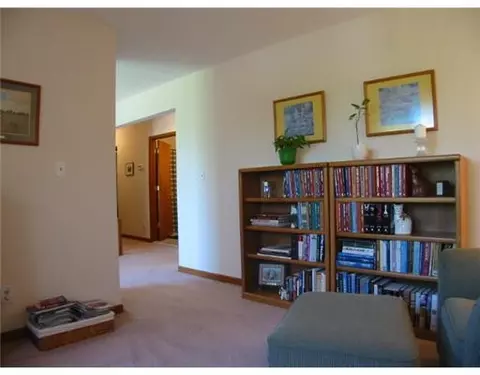 9083 Warner, Saline, MI 48176 photo 4