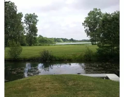 753 Channel, Jackson, MI 49201 photo 10