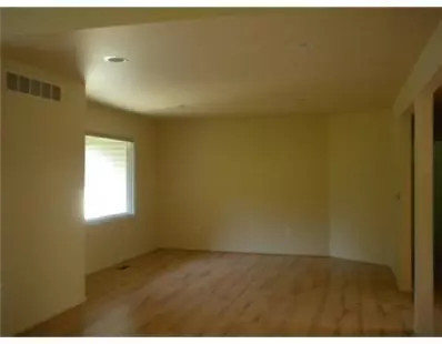 11875 Newman, Brighton, MI 48114 photo 8