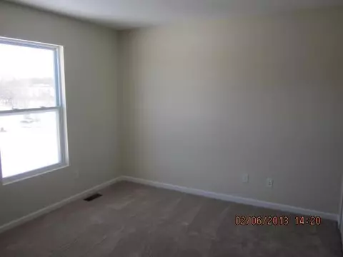 8170 Cypress Cir, Dexter, MI 48130 photo 9