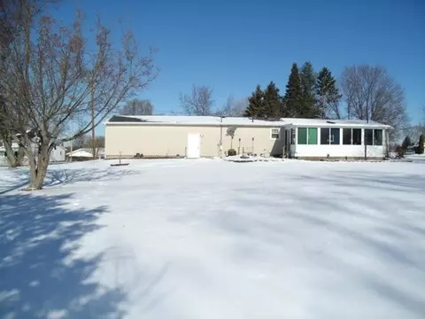 331 Case Rd, Brooklyn, MI 49230 photo 4