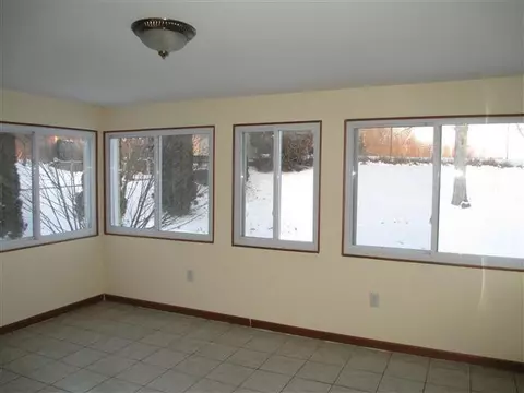 331 S Harris, Saline, MI 48176 photo 18
