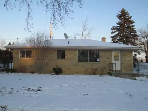 331 S Harris, Saline, MI 48176 photo 1