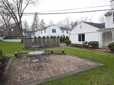 2300 Devonshire, Ann Arbor, MI 48104 photo 3
