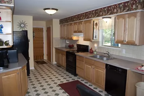 8750 Huron River Dr, Dexter, MI 48130 photo 2