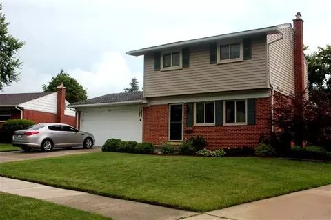 128 Wallace, Saline, MI 48176 photo 1