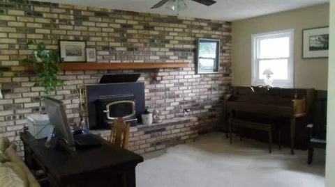 8600 Huttenlocker, Munith, MI 49259 photo 10