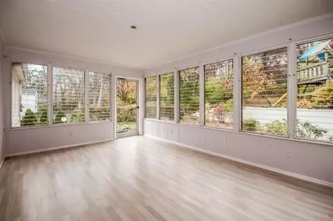 2214 Devonshire Rd, Ann Arbor, MI 48104 photo 16