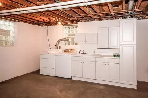 2214 Devonshire Rd, Ann Arbor, MI 48104 photo 21