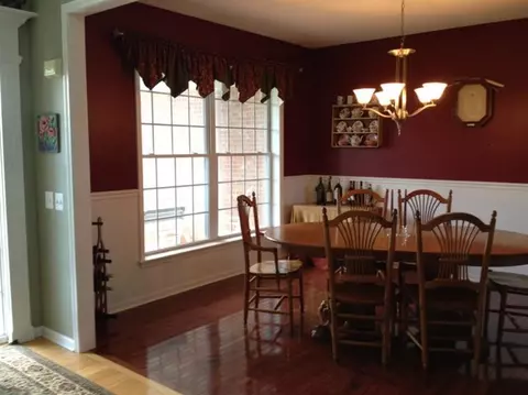 552 Darwin, Saline, MI 48176 photo 12