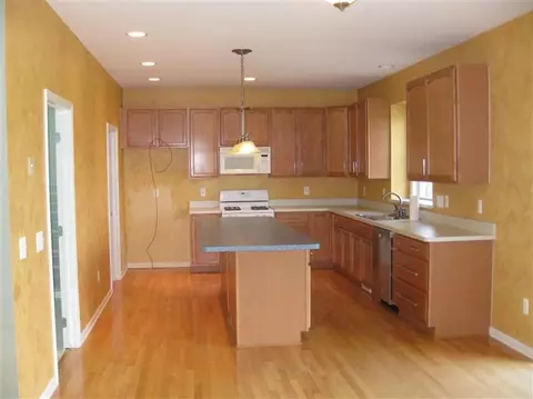552 Darwin, Saline, MI 48176 photo 15