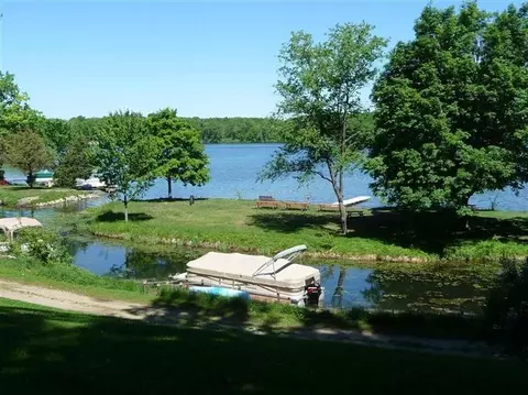 7172 Glencoe Dr, Gregory, MI 48137 photo 41