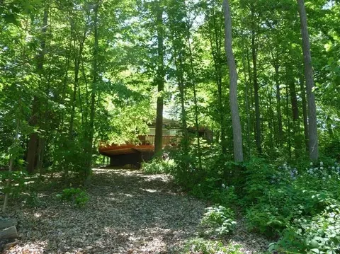 7172 Glencoe Dr, Gregory, MI 48137 photo 3