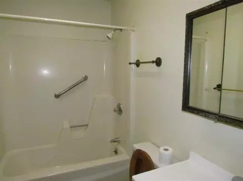 18510 Bowdish Rd, Gregory, MI 48137 photo 5