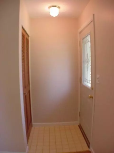 68 Tower Dr, Saline, MI 48176 photo 5