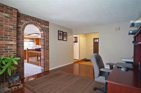 7081 Epping Dr, Canton, MI 48187 photo 8