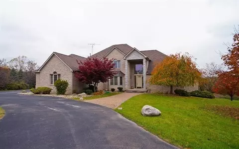 2181 Fishbeck Rd, Howell, MI 48843 photo 1