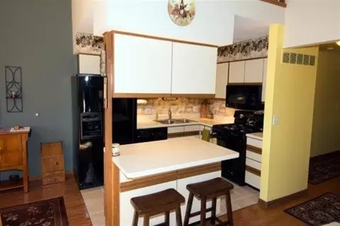 514 Echo Ct, Saline, MI 48176 photo 2