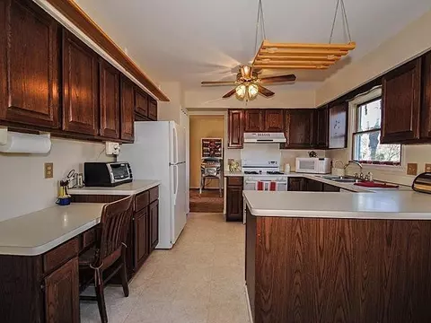 9652 Daisy Ln, Dexter, MI 48130 photo 8