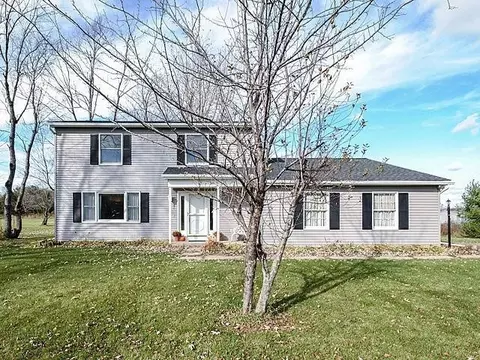 9652 Daisy Ln, Dexter, MI 48130 photo 2