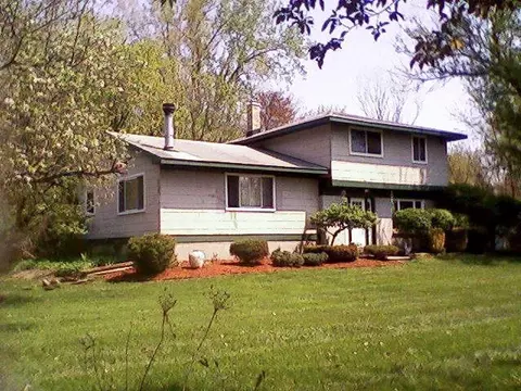 9371 Willow Rd, Willis, MI 48191 photo 1