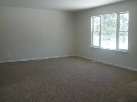 10052 Mckean Rd, Willis, MI 48191 photo 15