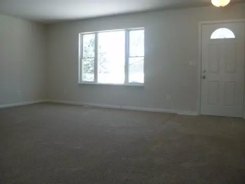 10052 Mckean Rd, Willis, MI 48191 photo 5