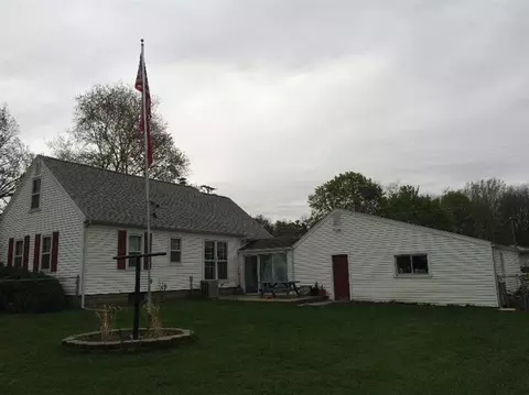 190 Robinson Rd, Jackson, MI 49203 photo 3