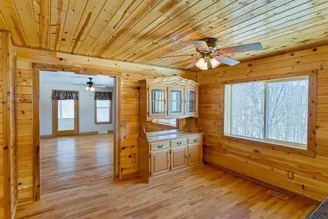 9461 Case Rd, Brooklyn, MI 49230 photo 6