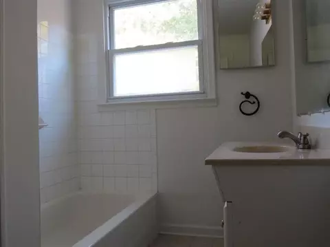 39310 Wabash, Romulus, MI 48174 photo 15