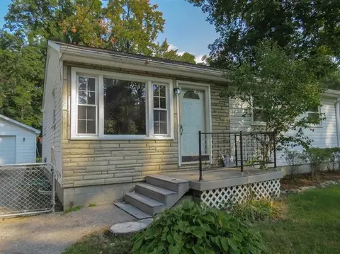 39310 Wabash, Romulus, MI 48174 photo 1