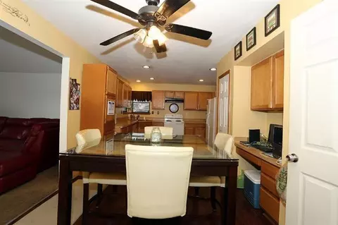 33308 Sand Piper Dr, Romulus, MI 48174 photo 12