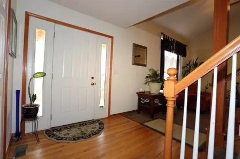 33308 Sand Piper Dr, Romulus, MI 48174 photo 7