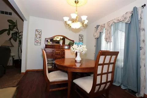 33308 Sand Piper Dr, Romulus, MI 48174 photo 11