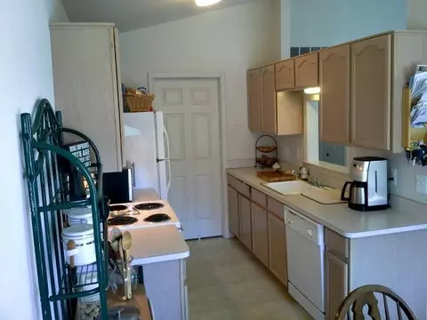 171 Commons Cir, Saline, MI 48176 photo 5
