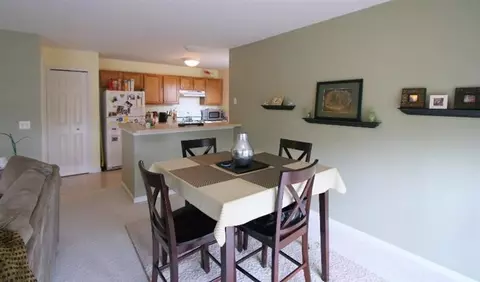 3043 Barclay Way, Ann Arbor, MI 48105 photo 7