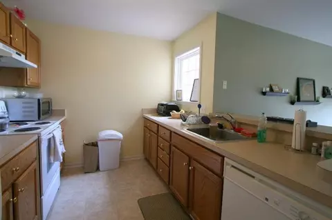3043 Barclay Way, Ann Arbor, MI 48105 photo 10