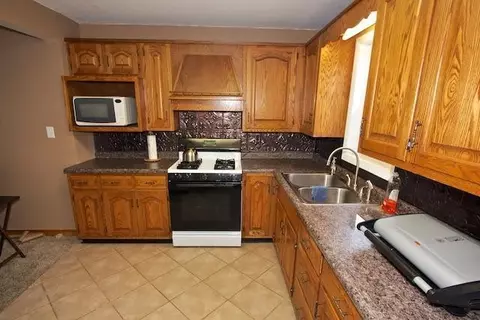 1208 Murray, Tecumseh, MI 49286 photo 8