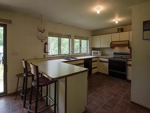 8200 Walsh Rd, Dexter, MI 48130 photo 16