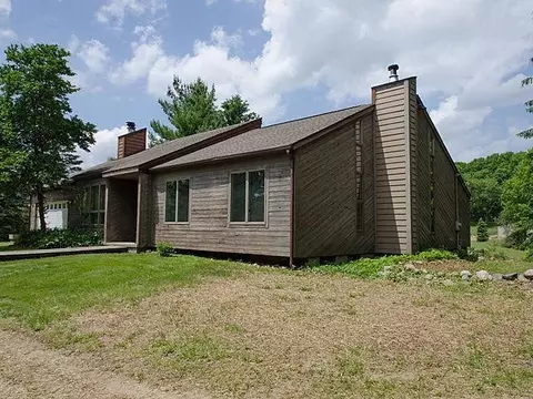 8200 Walsh Rd, Dexter, MI 48130 photo 3