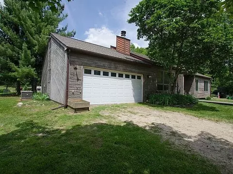 8200 Walsh Rd, Dexter, MI 48130 photo 2