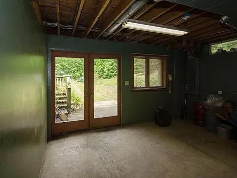 8200 Walsh Rd, Dexter, MI 48130 photo 31