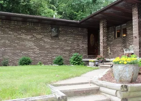 10237 Plank Rd, Maybee, MI 48159 photo 3