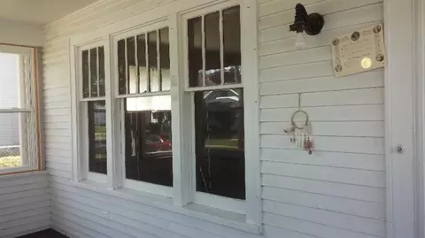 732 Loomis St, Jackson, MI 49202 photo 8