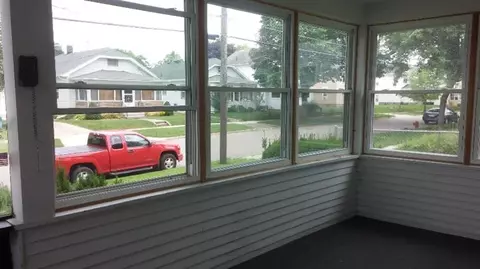732 Loomis St, Jackson, MI 49202 photo 7