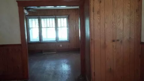 732 Loomis St, Jackson, MI 49202 photo 10