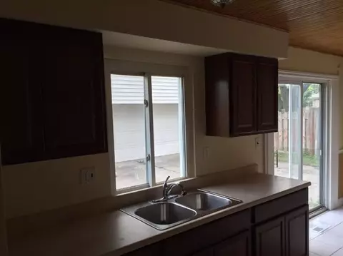 15649 Harrison St, Romulus, MI 48174 photo 6