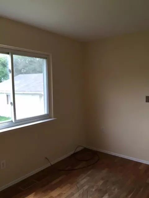 15649 Harrison St, Romulus, MI 48174 photo 9